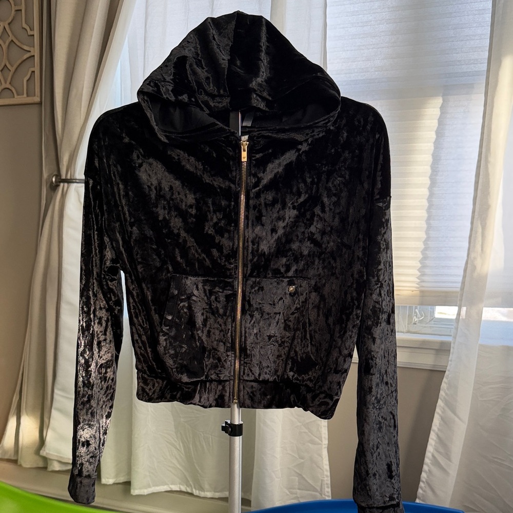 Fabletics Black Velvet Women's Jacket